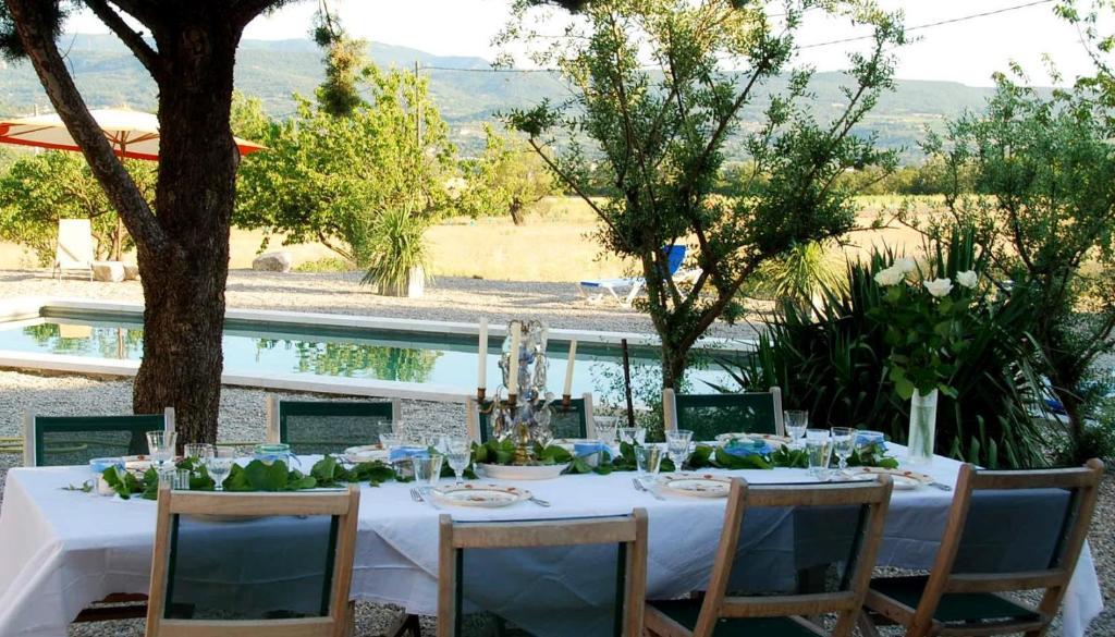 Le Domaine Saint Jean Bed & Breakfast Bagian luar foto