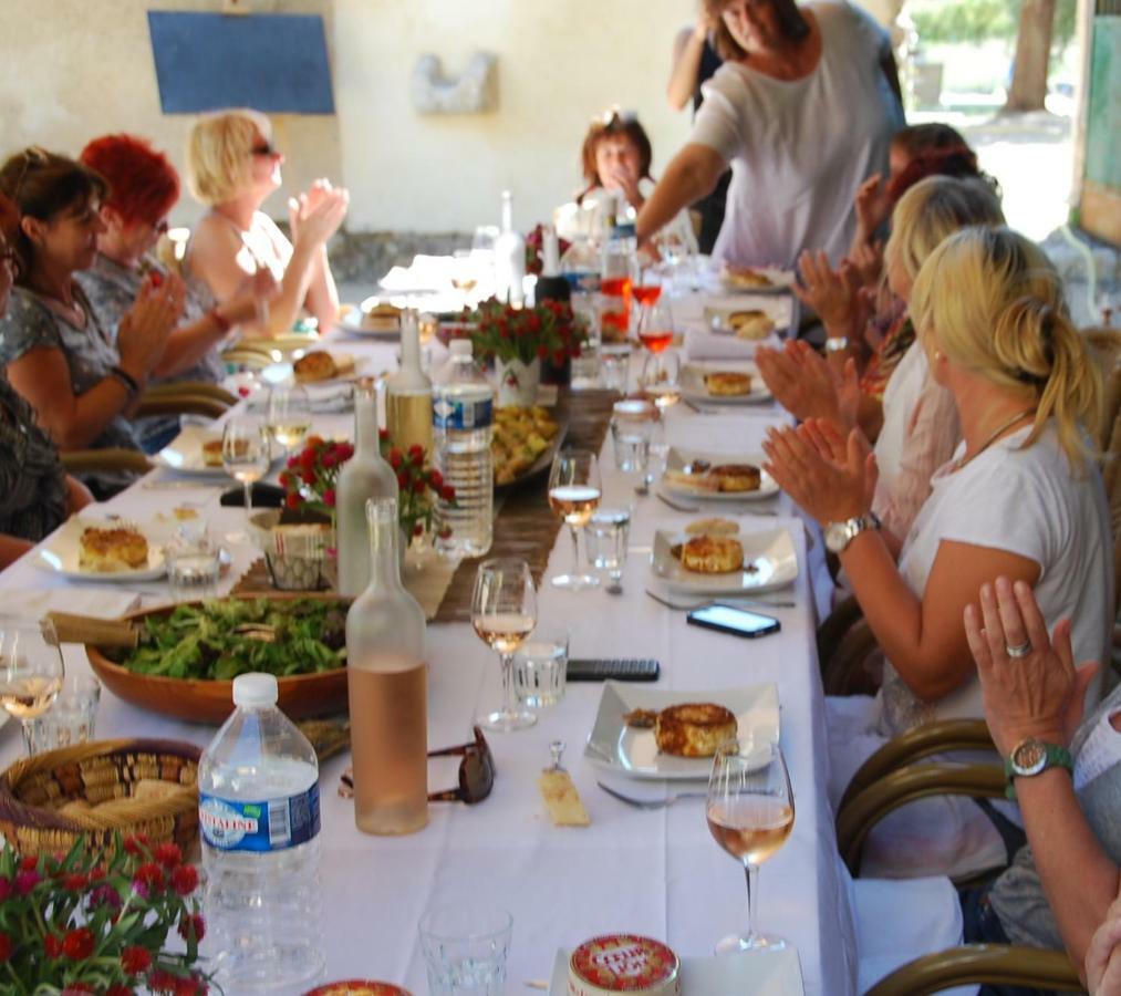 Le Domaine Saint Jean Bed & Breakfast Bagian luar foto